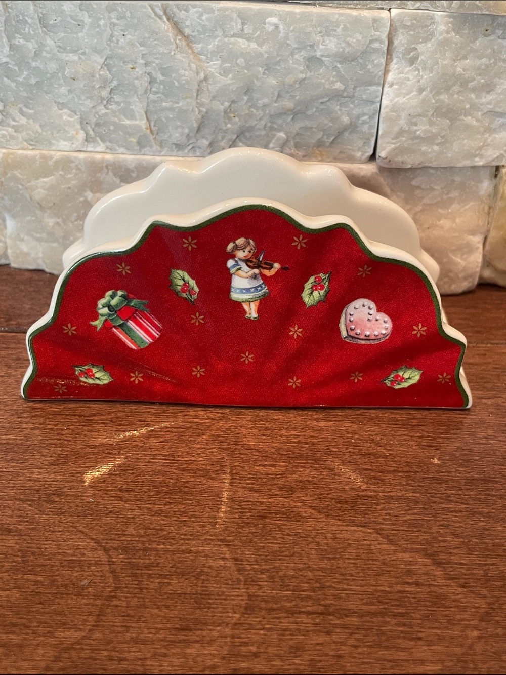 Villeroy and Boch A Toy’s Delight Decorative Red Holiday Napkin Holder
